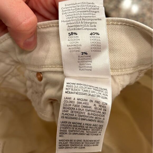 MOTHER The Insider Crop Step Fray Jeans in So Far Gone (Cream/Tan), Size 25 - Picture 9 of 10